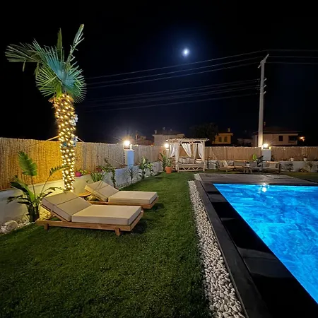 Egella Hotel *