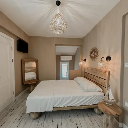 Egella Hotel *