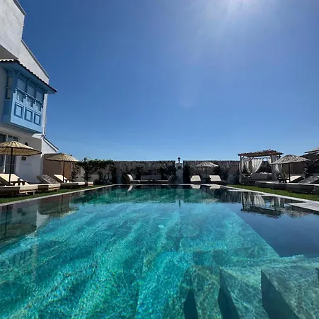 Hotel Egella *