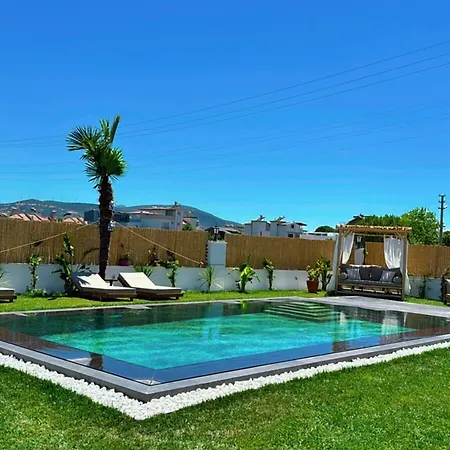 Egella Hotel *