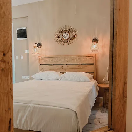 Hotel Egella *