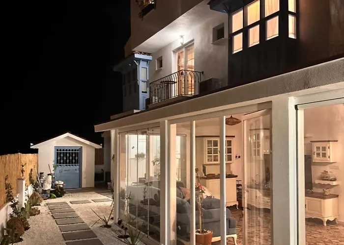 Egella Ξενοδοχείο *